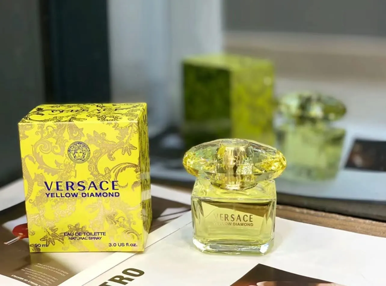 Versace Yellow Diamond