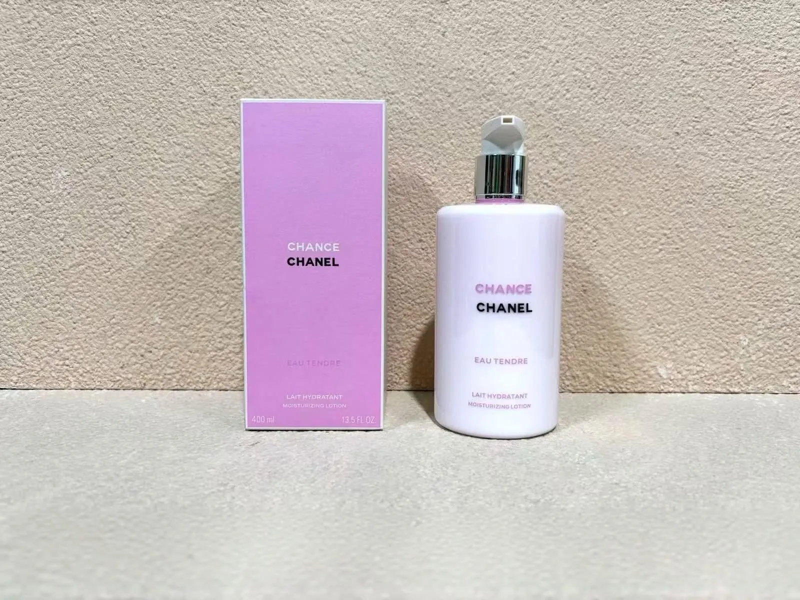 Chanel Chance Eau Tendre Moisturizing Lotion
