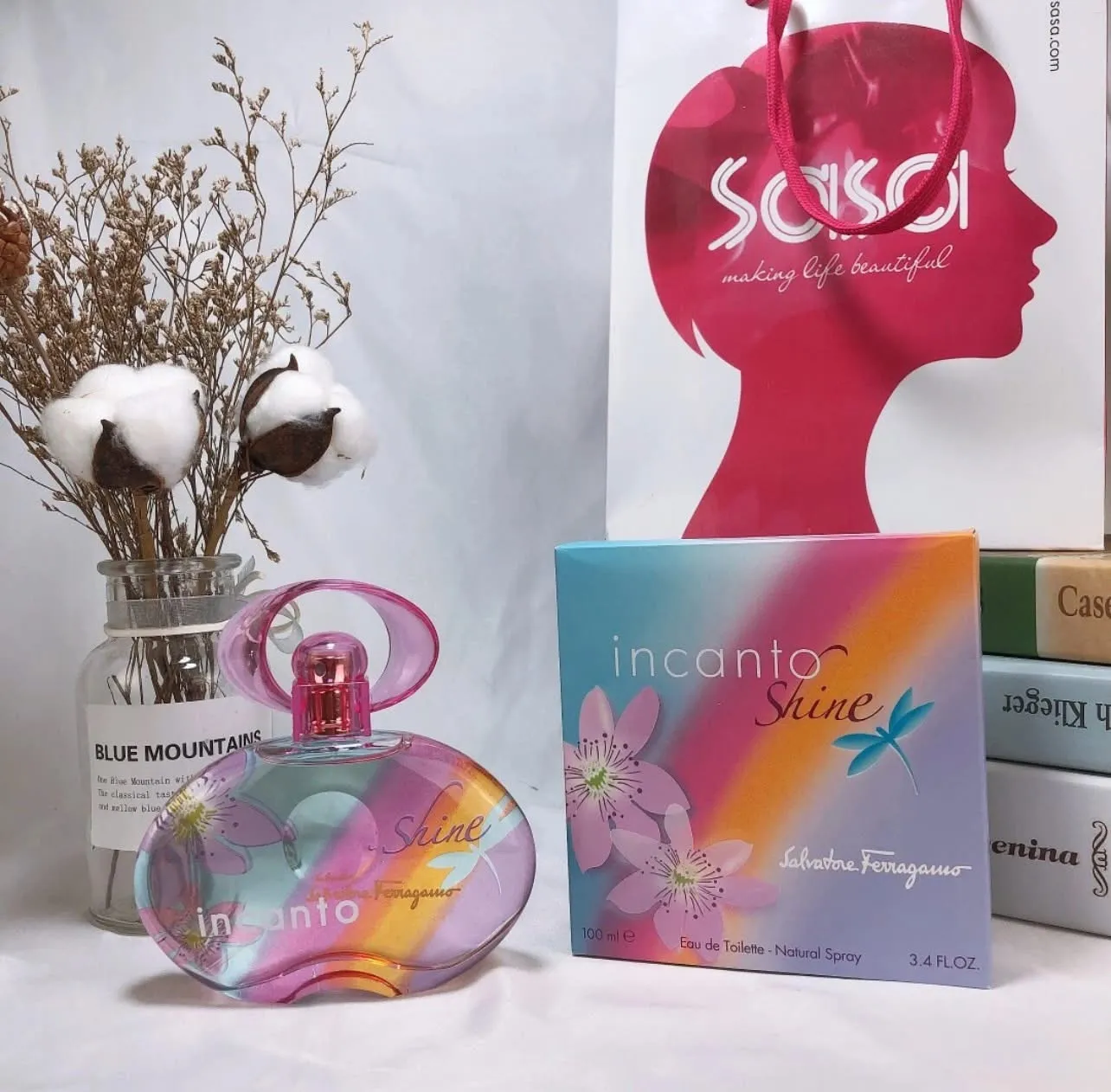 Salvatore Ferragamo Incanto Shine